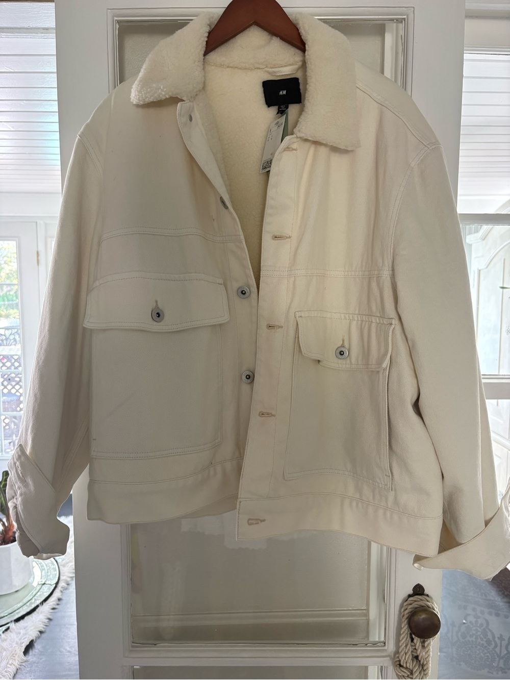 H&M Off-White Teddy Collar Jacket